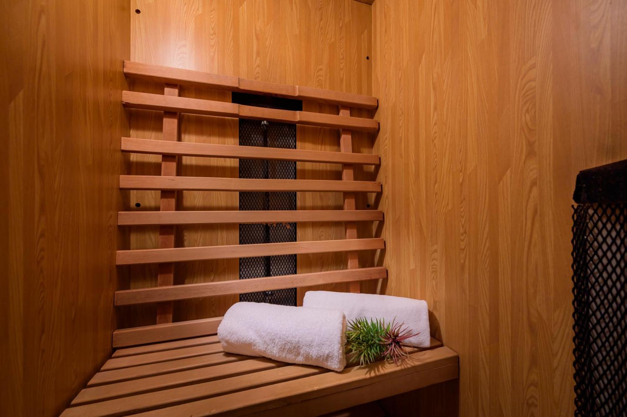 Hotel Mobilia (Adults Only) Tsurugashima Exterior photo